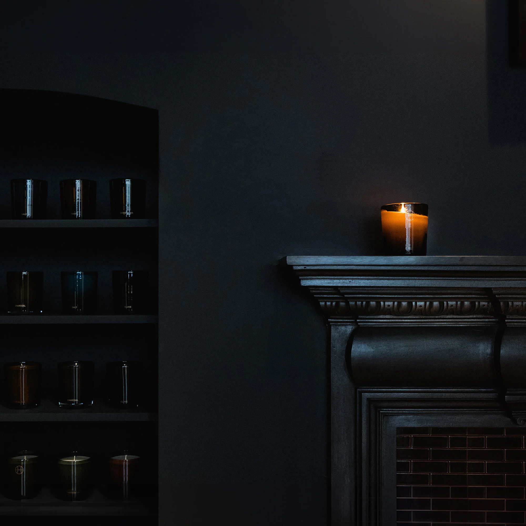 Humid Wood Handblown Refillable Candle - Image 4